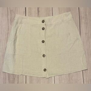 Francesca’s Size Medium Button Front Mini Skirt with Pockets Beige